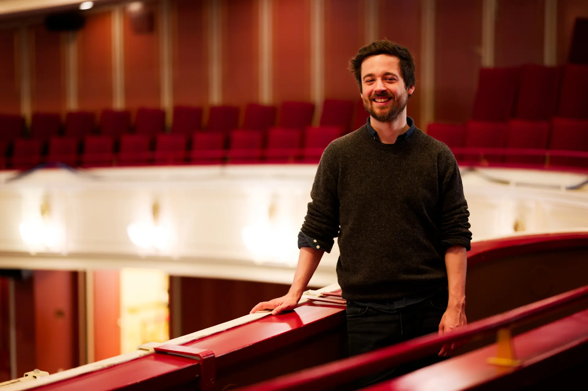 Leonard Loock in a classical concert hall